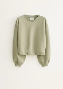Balloon sweater