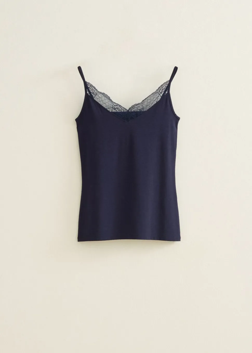 Basic singlet met kant