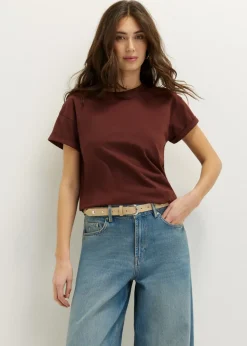 Basic T-shirt met opgerolde mouw