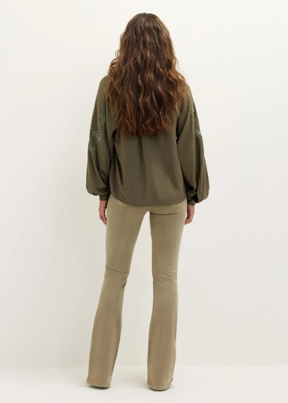Blouse met borduursel