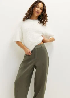 Fluffy trui met raglan mouw