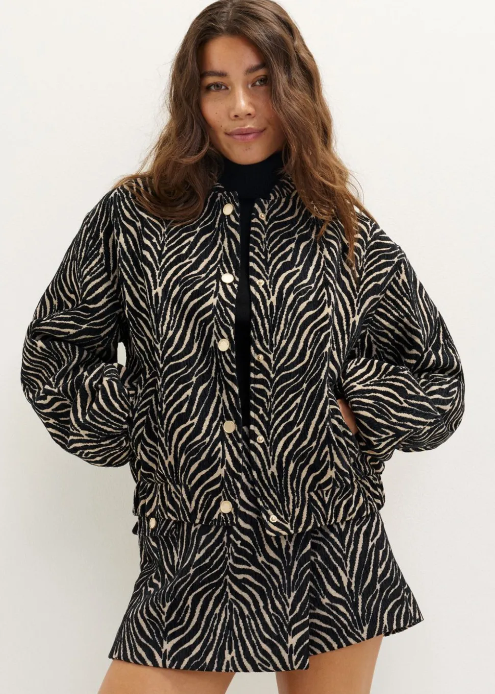 Jacquard bomber blazer