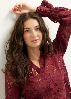 Kanten blouse met ruches