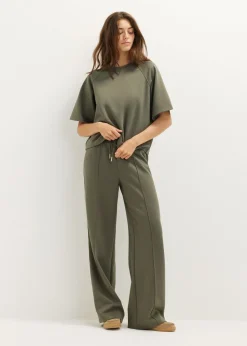 Oversized T-shirt