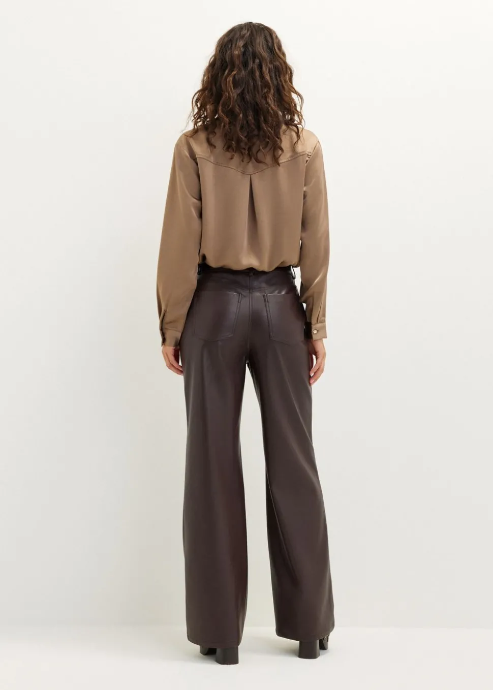 Satijnen blouse met koord