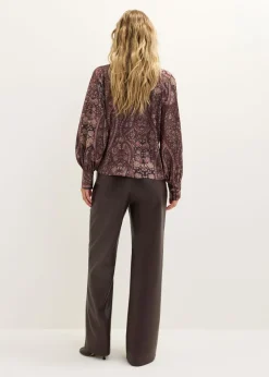 Top met paisley print