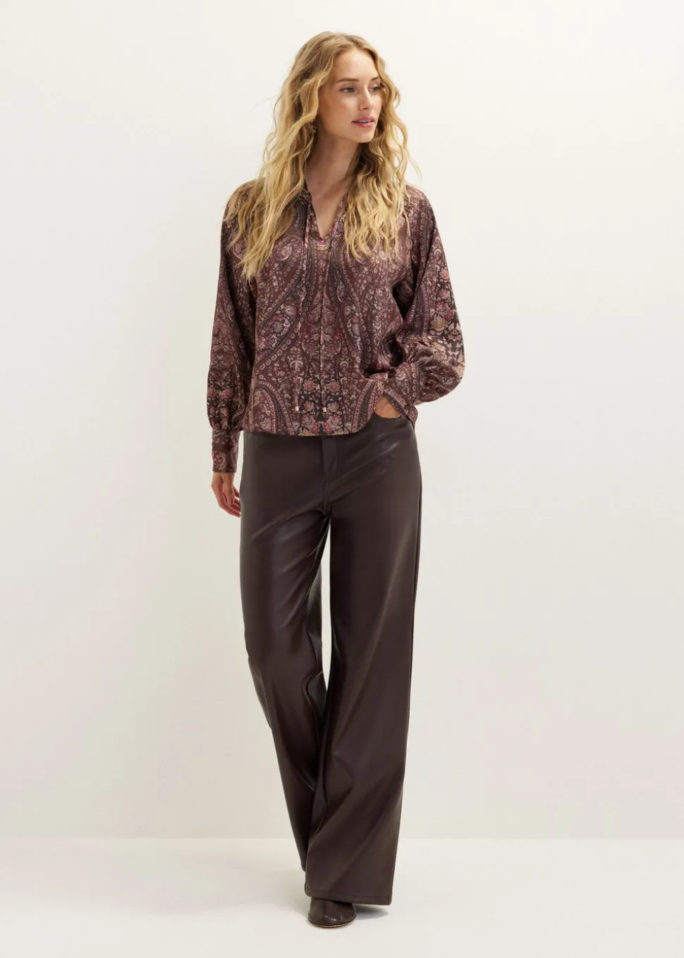 Top met paisley print