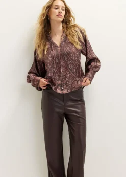 Top met paisley print