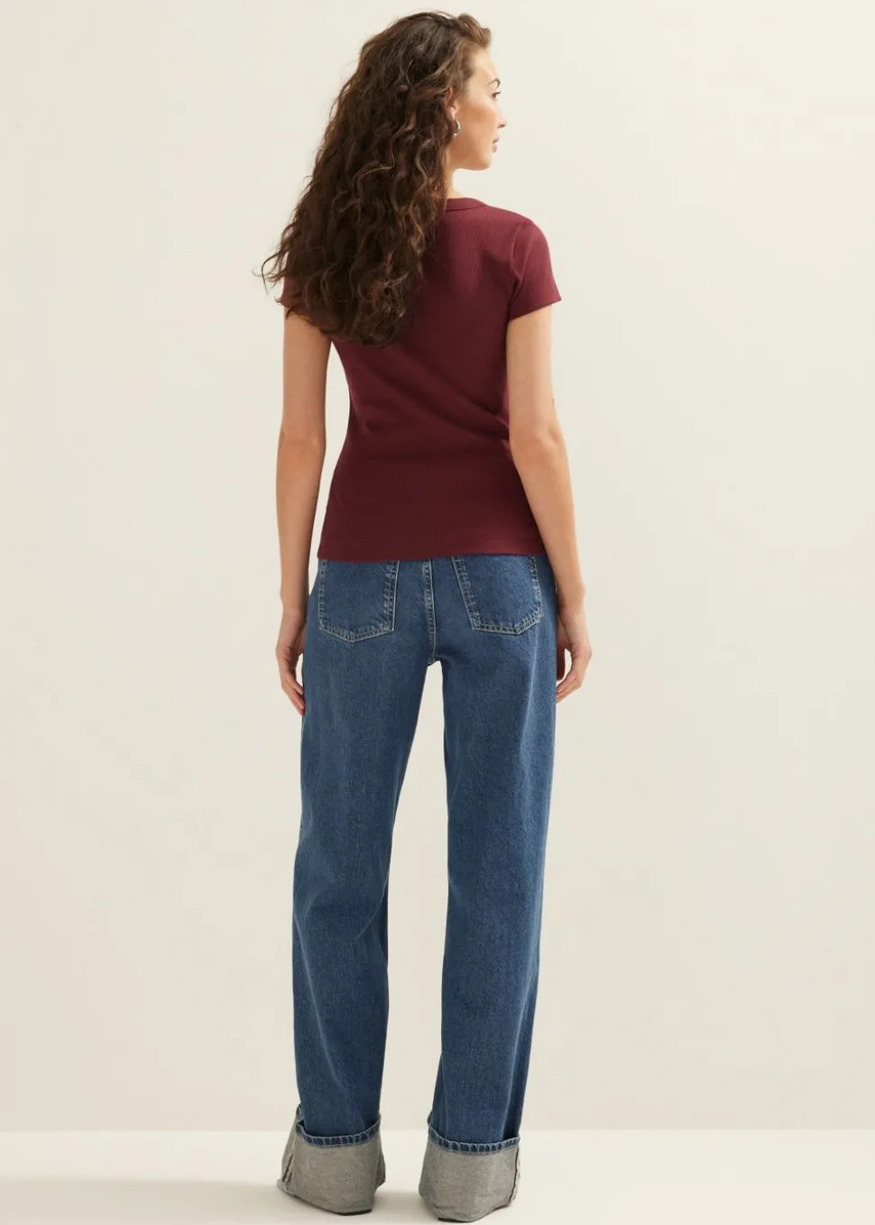 T-shirt met v-hals
