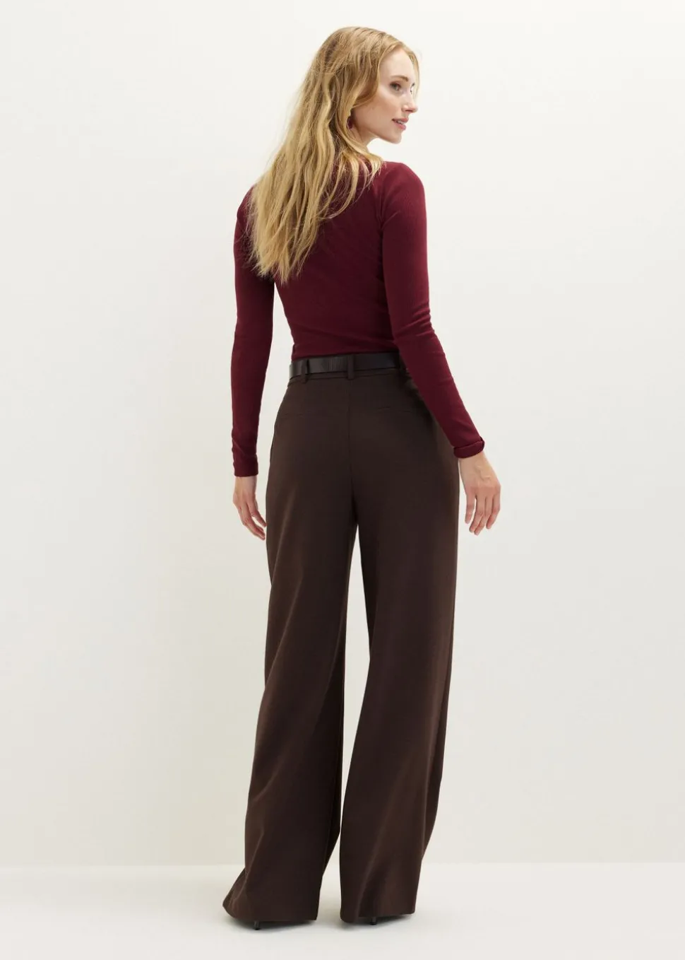 Wijde pantalon met riem